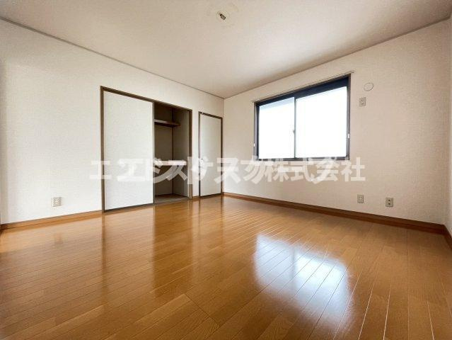 オリゾン　Ｂの洋室|高崎、前橋エリアのお部屋探しはエンドスケープまで！お客様の理想お聞かせ下さい♪
内装の色味が画像と異なる場合がございます。