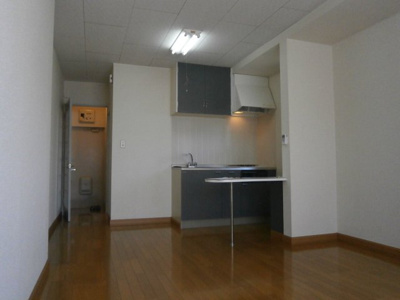 【居間・リビング】 | コスモハイツ 6