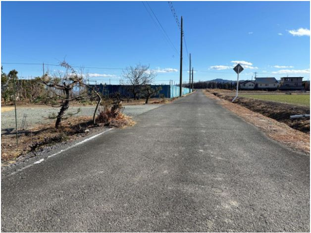 上里町大御堂　中古650の前面道路含む現地写真