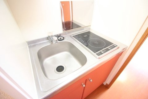 レオパレスかりんのキッチン|同タイプ写真の為、現況優先致します。