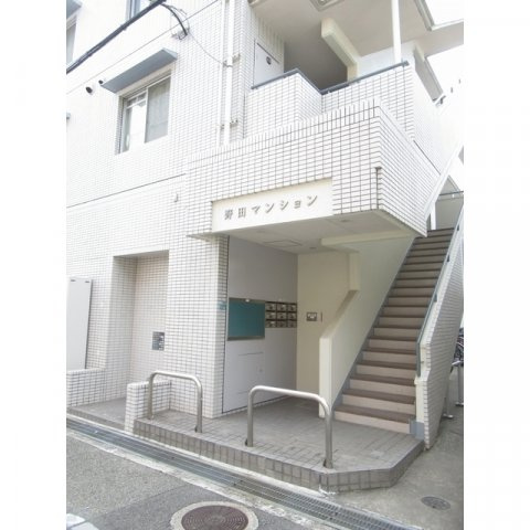 野田マンションのエントランス|ゆとりのあるエントランスです