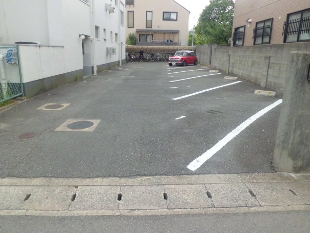 加島第１マンションの駐車場|駐車場です