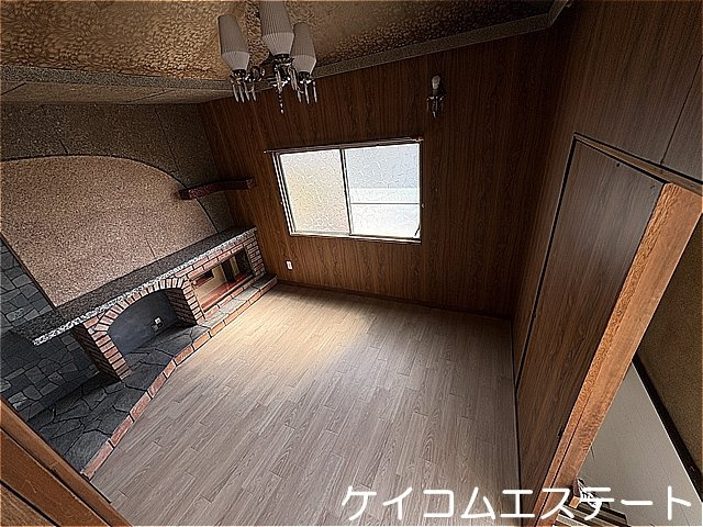 中古住宅　八幡西区町上津役西の洋室