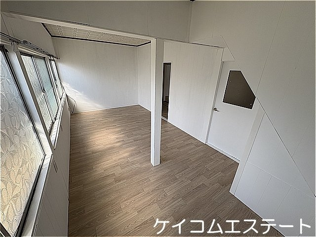 中古住宅　八幡西区町上津役西の洋室