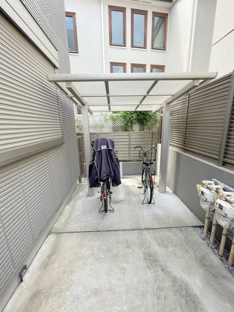 Ｖｅｎｔ　Ｖｅｒｔ　代田のその他共用部分|自転車駐輪可※101号室は玄関前