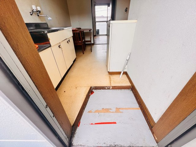 ピュアハイツB棟の玄関