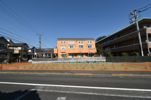 吉祥寺北町2丁目・売地・南道路の前面道路含む現地写真