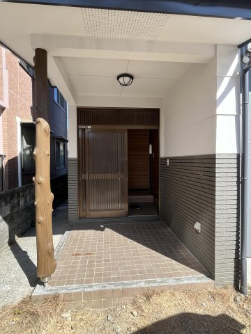 西秦泉寺　中古戸建　リフォーム済の玄関