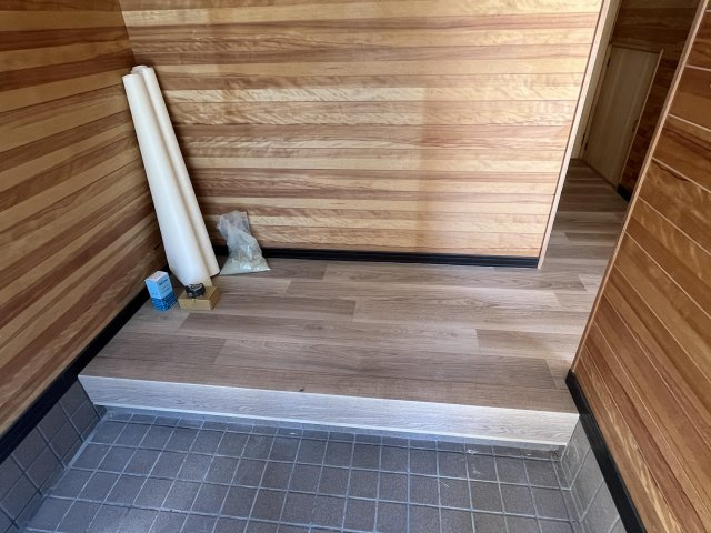 西秦泉寺　中古戸建　リフォーム済の玄関