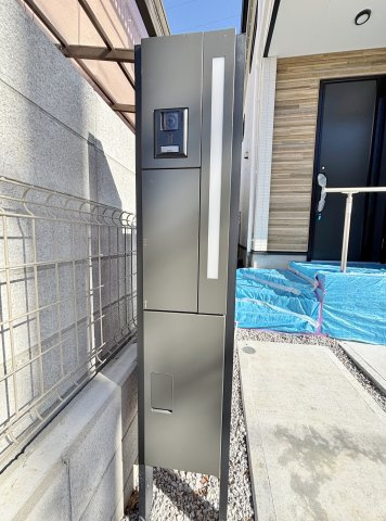 練馬区石神井台8丁目 限定1棟のその他|お留守がちなご家庭に便利な宅配ボックスを設置しています