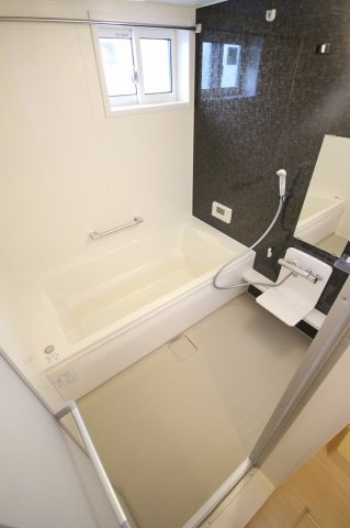 メルベーユ福里　B棟の浴室|※お部屋により仕様が異なる場合があります※