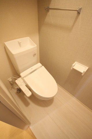 メルベーユ福里　B棟のトイレ|※お部屋により仕様が異なる場合があります※