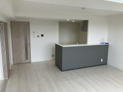 【居間・リビング】 | EREINA | 別号室の写真になります。現況優先。