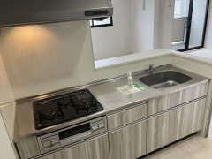 【キッチン】 | EREINA | 別号室の写真になります。現況優先。