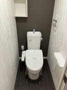 【トイレ】 | EREINA | 別号室の写真になります。現況優先。