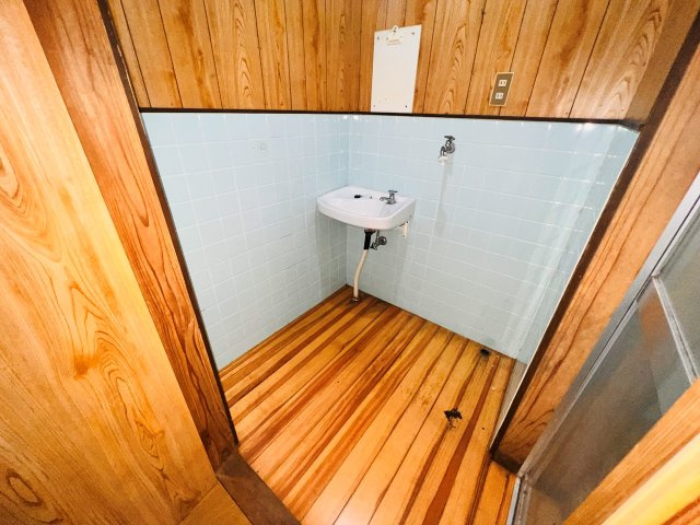 矢部川ハイツの洗面所