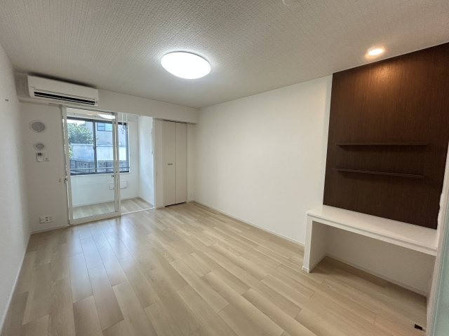 メゾン・デュ・レの居間・リビング