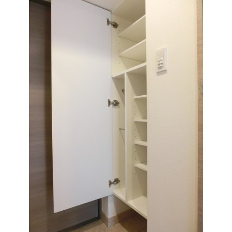 【玄関】ディームス品川南