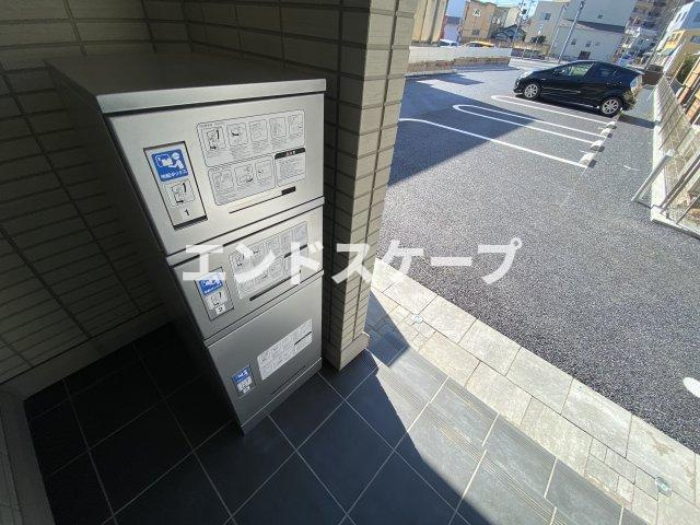 D-room本町のエントランス|高崎、前橋、伊勢崎エリアのお部屋探しはエンドスケープまで！お客様の理想お聞かせ下さい♪