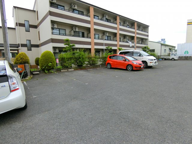 ラ・エスペランサの駐車場