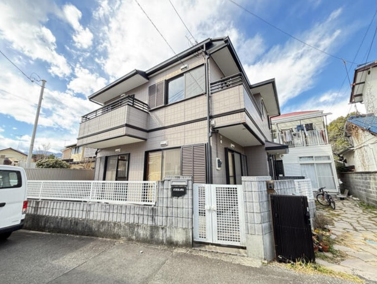 小田原市南町2丁目　敷地広々戸建住宅