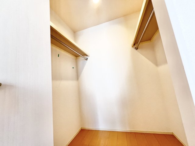 ラプリマさくら坂の収納|便利な収納スペースです