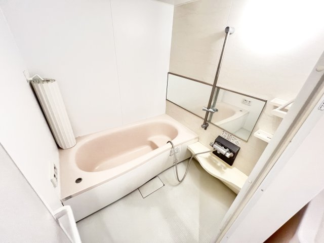 ラプリマさくら坂の浴室|ゆったり過ごせるお風呂です