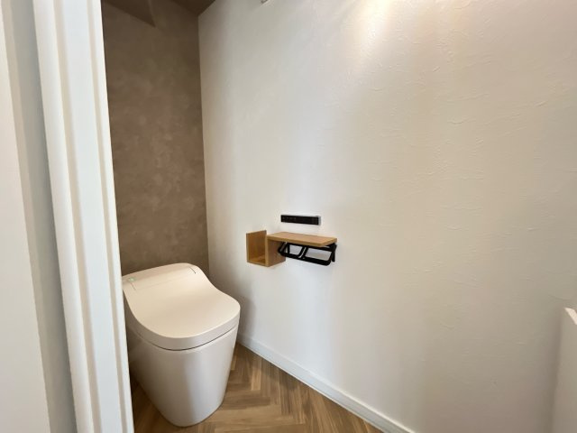 桃山町1丁目戸建のトイレ