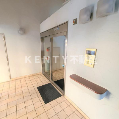 【ロビー】 | カーサビーンズ | 清潔なロビーです