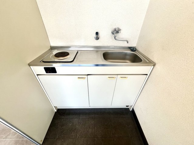 昭和波ビルのキッチン