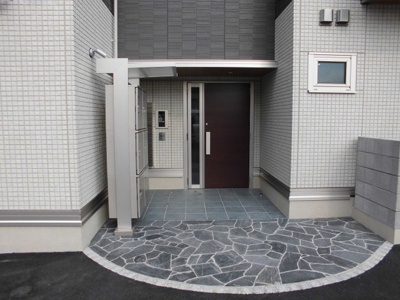 【エントランス】 | シュヴァル・ドゥーズ