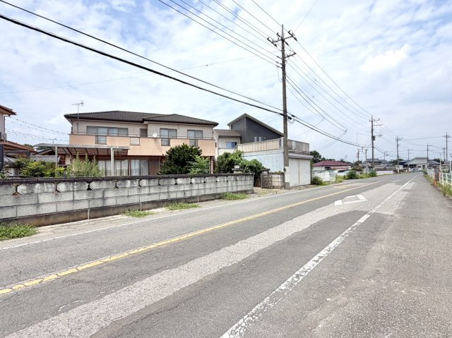 【中古戸建】伊勢崎市波志江町の外観|■外観|シンプルで洗練されたデザインは住まう人の色に染まり、個性を映し出します♪本日見学可能(*＾＾*)