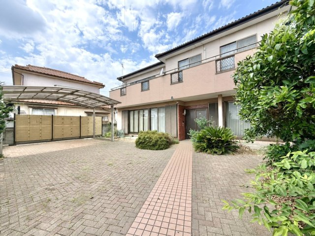 【中古戸建】伊勢崎市波志江町の外観|■外観｜特徴のある個性的な住まいと美しい街並み、そして住みやすい環境を、ぜひ現地でご覧になりませんか。お気軽にお問合せください(^^)  