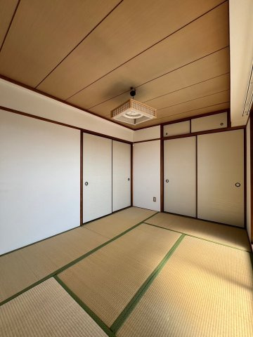 エクセル七曲マンションの和室