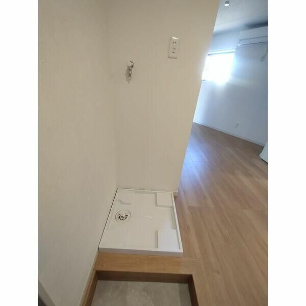 アンビション見沼の玄関