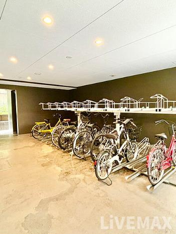 【駐車場】シーズンフラッツ代々木