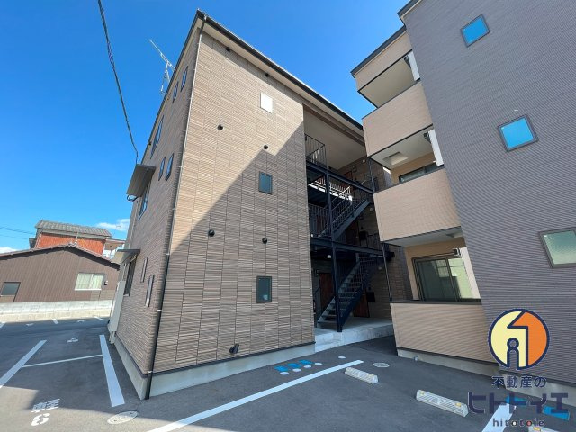 ティーレグノ羽犬塚の外観|おしゃれな外観です