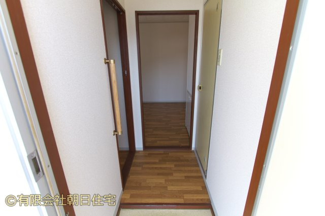 ハイツ住吉の玄関