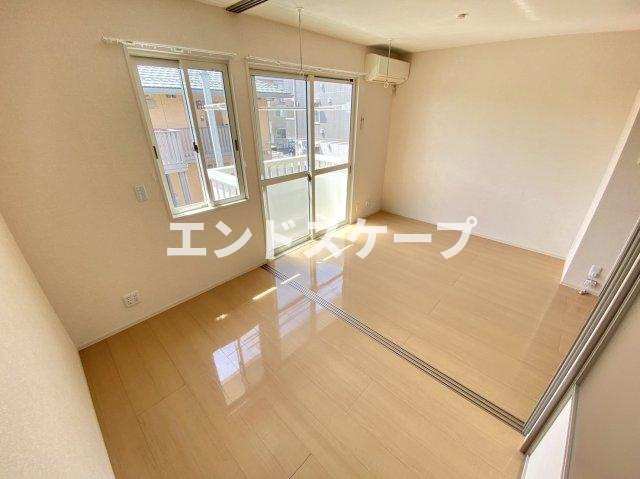 ヴィラージュレヨン　Ａの居間・リビング|高崎、前橋エリアのお部屋探しはエンドスケープまで！お客様の理想お聞かせ下さい♪