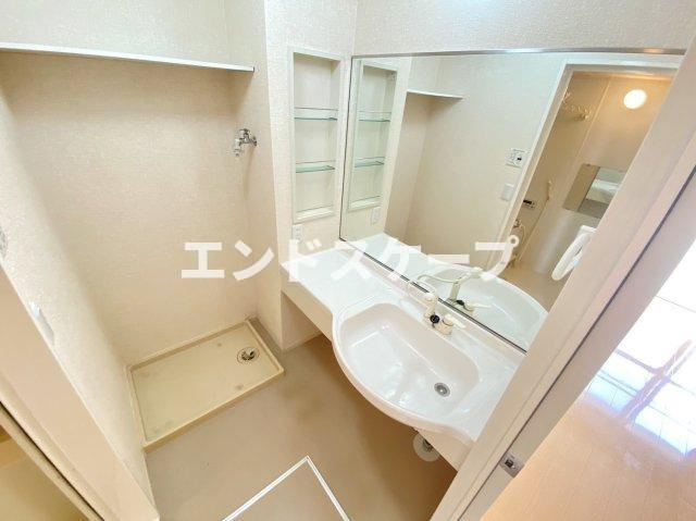 ヴィラージュレヨン　Ａの洗面所|高崎、前橋エリアのお部屋探しはエンドスケープまで！お客様の理想お聞かせ下さい♪