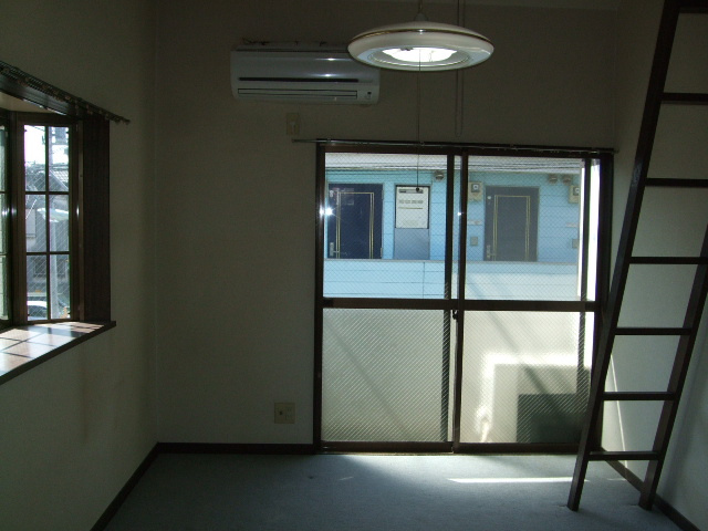 【洋室】 | カーサ・ロボ | スタンダードな洋室です