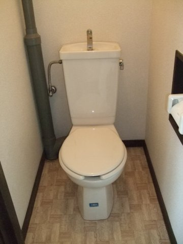 【トイレ】 | カーサ・ロボ | 清潔感のあるトイレです