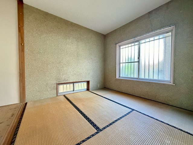 明和5丁目戸建ての和室
