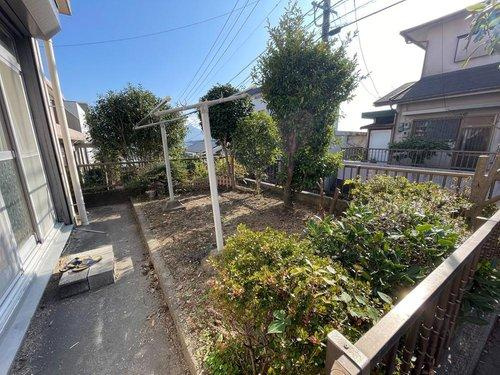 明和5丁目戸建ての庭