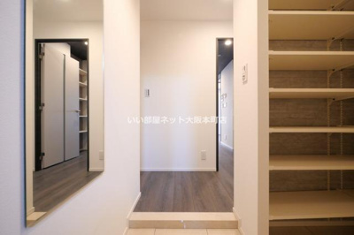 【玄関】 | コンフォリア・リヴ谷町四丁目