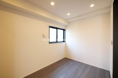 【洋室】 | コンフォリア・リヴ谷町四丁目