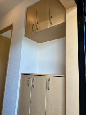 【玄関】 | プレサス | 上下格納出来るシューズボックス