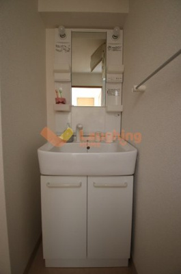 【洗面所】 | オリーヴァ日ノ出 | 洗面所です