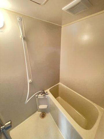 アロッジオ上筒井の浴室