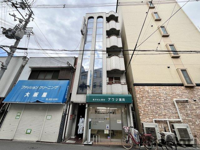 青山ハイツ淡路の外観